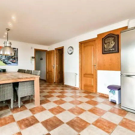 Villa Wonderful In Near The Sea Calpe
